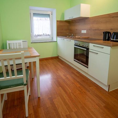 Monteur-/ Arbeiter-Apartment_ Wohnung 4 Memmingen Esterno foto